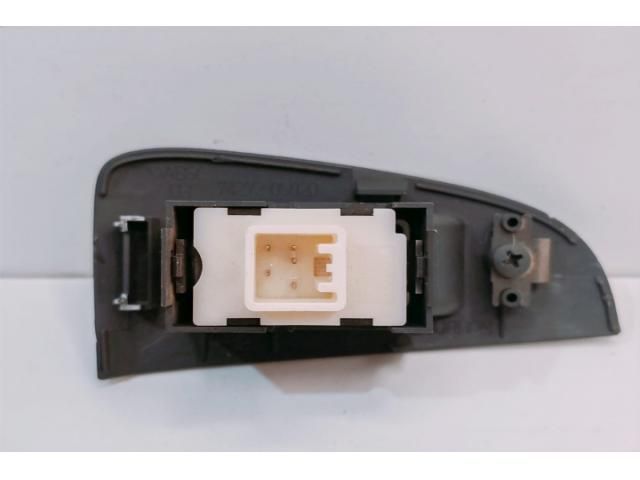 bontott TOYOTA AVENSIS T25 Ablakemelő Kapcsoló (Pozíciófüggetlen)