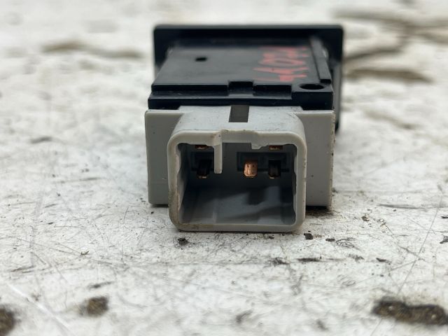 bontott TOYOTA AVENSIS T25 Ablakfűtés Kapcsoló