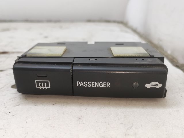 bontott TOYOTA AVENSIS T25 Ablakfűtés Kapcsoló