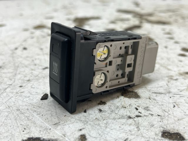 bontott TOYOTA AVENSIS T25 Ablakfűtés Kapcsoló