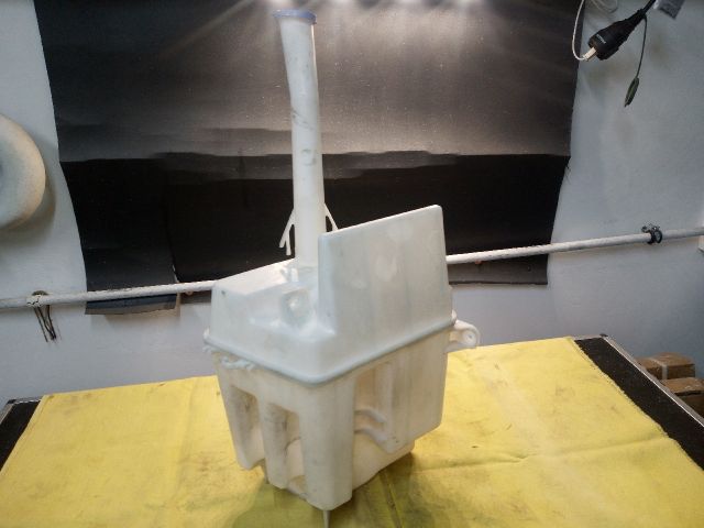 bontott TOYOTA AVENSIS T25 Ablakmosó Tartály