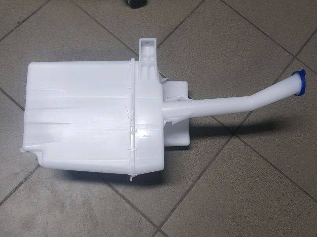 bontott TOYOTA AVENSIS T25 Ablakmosó Tartály