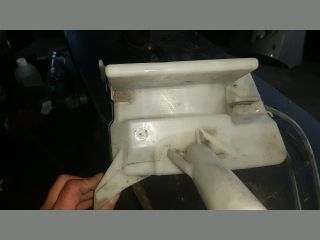 bontott TOYOTA AVENSIS T25 Ablakmosó Tartály