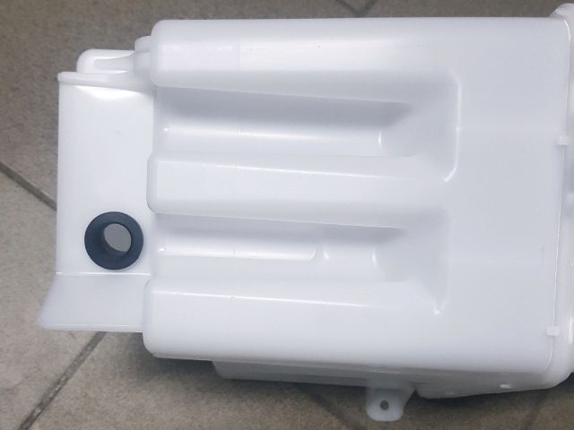 bontott TOYOTA AVENSIS T25 Ablakmosó Tartály