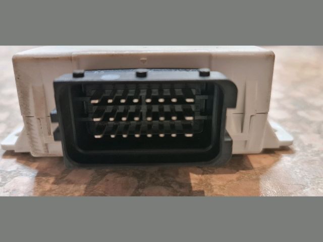 bontott TOYOTA AVENSIS T25 Ablaktörlő Relé