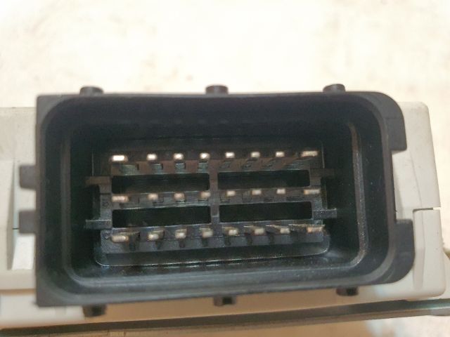 bontott TOYOTA AVENSIS T25 Ablaktörlő Relé