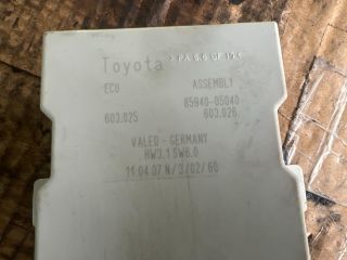 bontott TOYOTA AVENSIS T25 Ablaktörlő Relé