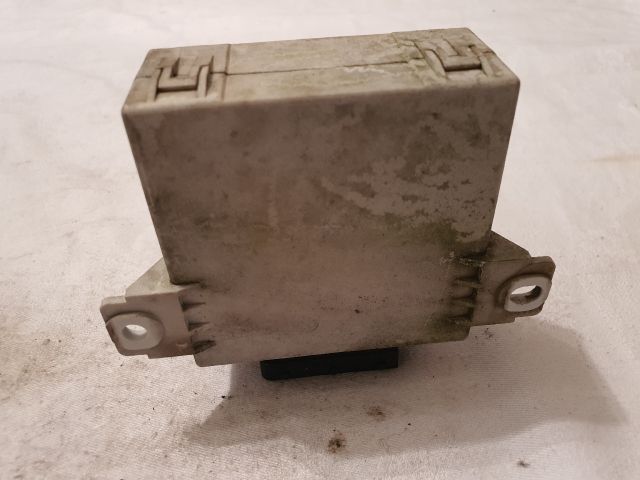 bontott TOYOTA AVENSIS T25 Ablaktörlő Relé