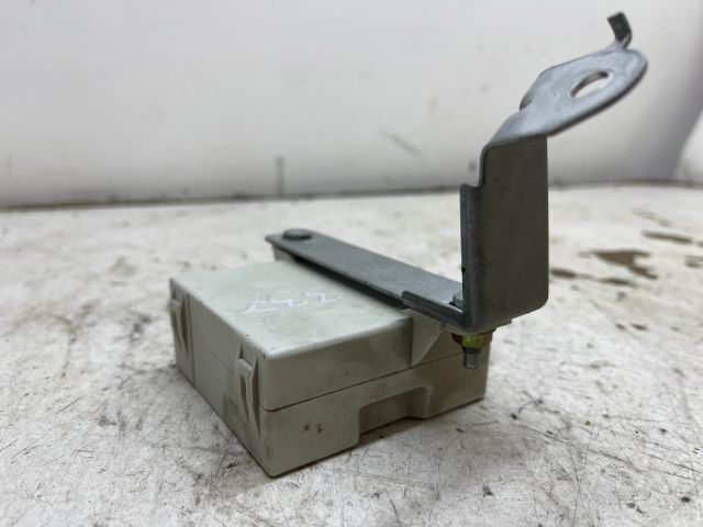 bontott TOYOTA AVENSIS T25 Ablaktörlő Relé