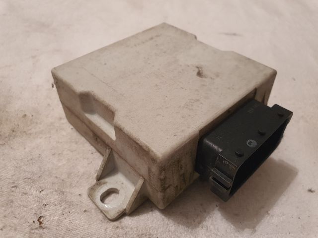 bontott TOYOTA AVENSIS T25 Ablaktörlő Relé