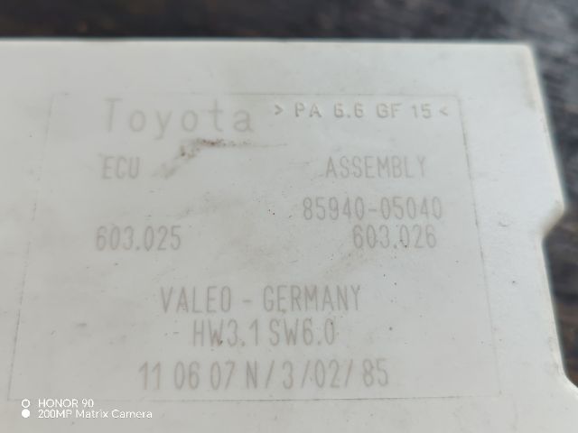 bontott TOYOTA AVENSIS T25 Ablaktörlő Relé