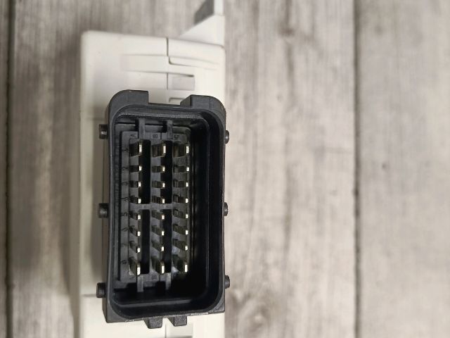 bontott TOYOTA AVENSIS T25 Ablaktörlő Relé