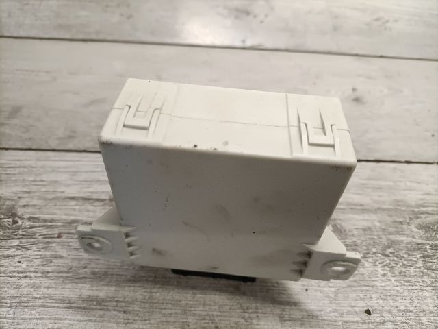 bontott TOYOTA AVENSIS T25 Ablaktörlő Relé