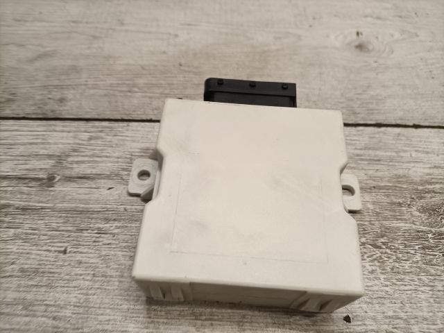 bontott TOYOTA AVENSIS T25 Ablaktörlő Relé