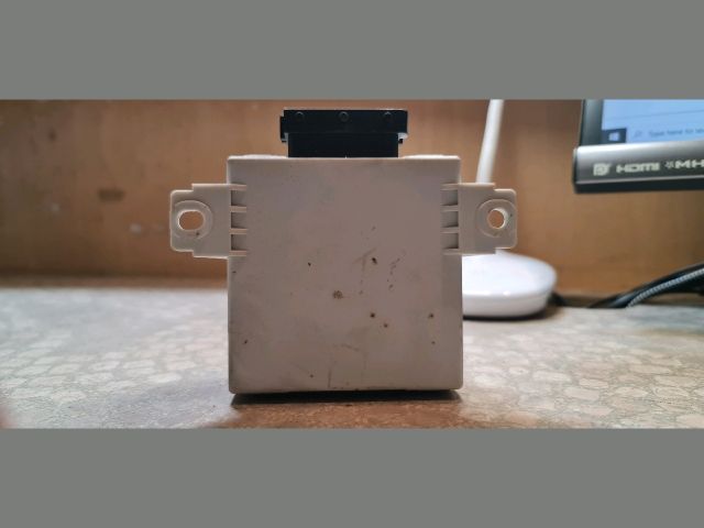 bontott TOYOTA AVENSIS T25 Ablaktörlő Relé