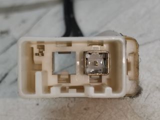 bontott TOYOTA AVENSIS T25 Antenna Erősítő