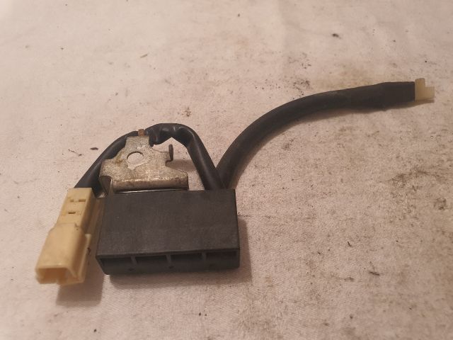 bontott TOYOTA AVENSIS T25 Antenna Erősítő