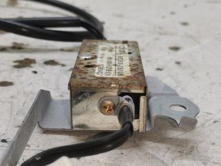 bontott TOYOTA AVENSIS T25 Antenna Erősítő