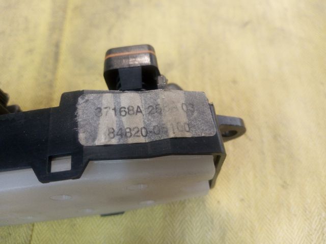 bontott TOYOTA AVENSIS T25 Bal első Ablakemelő Kapcsoló