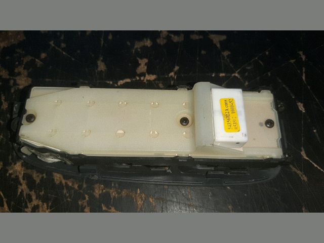 bontott TOYOTA AVENSIS T25 Bal első Ablakemelő Kapcsoló