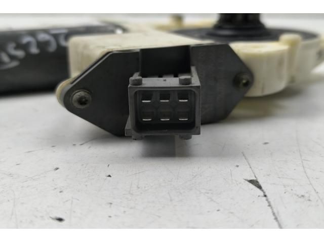 bontott TOYOTA AVENSIS T25 Bal első Ablakemelő Motor