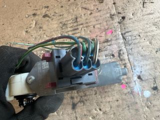 bontott TOYOTA AVENSIS T25 Bal első Ablakemelő Motor