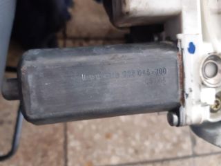 bontott TOYOTA AVENSIS T25 Bal első Ablakemelő Szerkezet (Elektromos)