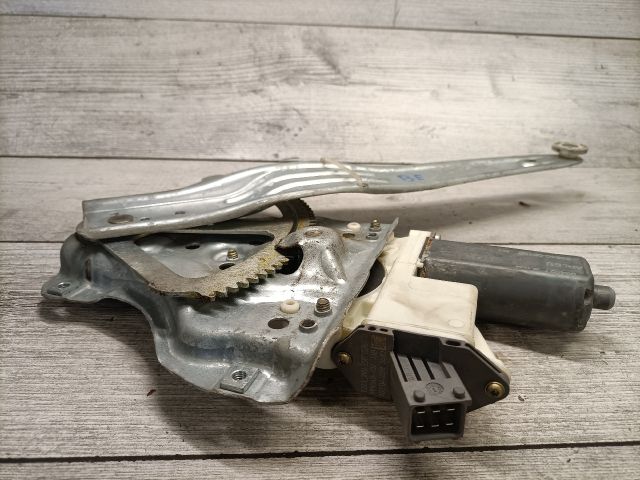 bontott TOYOTA AVENSIS T25 Bal első Ablakemelő Szerkezet (Elektromos)