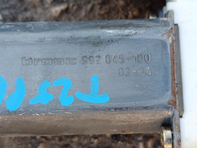 bontott TOYOTA AVENSIS T25 Bal első Ablakemelő Szerkezet (Elektromos)