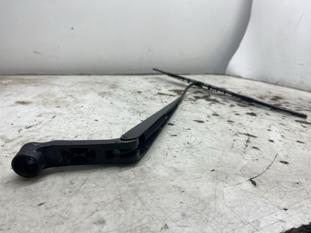 bontott TOYOTA AVENSIS T25 Bal első Ablaktörlő Kar