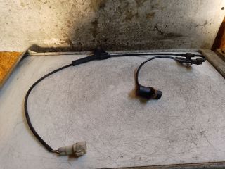 bontott TOYOTA AVENSIS T25 Bal első ABS Jeladó