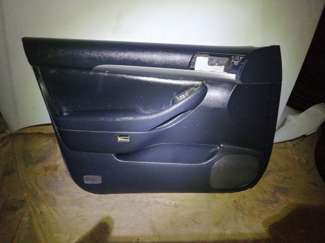 bontott TOYOTA AVENSIS T25 Bal első Ajtó Kárpit