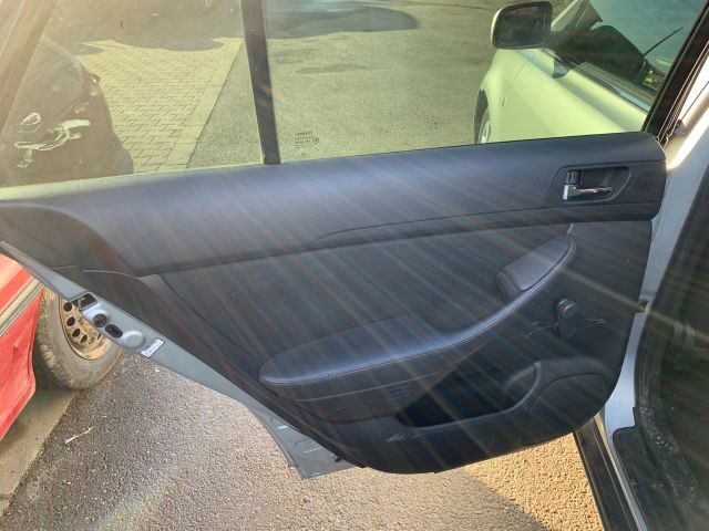 bontott TOYOTA AVENSIS T25 Bal első Ajtó Kárpit