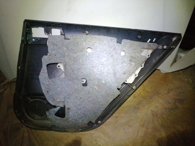 bontott TOYOTA AVENSIS T25 Bal első Ajtó Kárpit