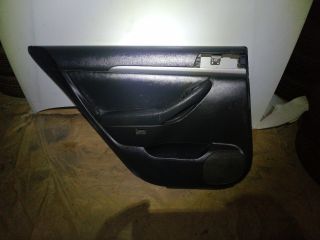 bontott TOYOTA AVENSIS T25 Bal első Ajtó Kárpit