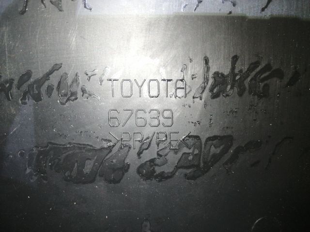 bontott TOYOTA AVENSIS T25 Bal első Ajtó Kárpit