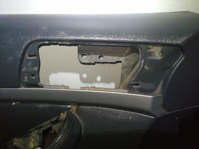 bontott TOYOTA AVENSIS T25 Bal első Ajtó Kárpit