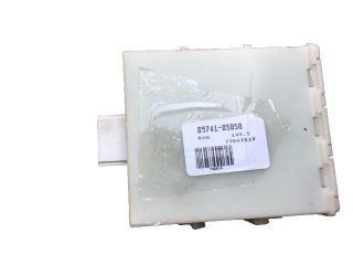 bontott TOYOTA AVENSIS T25 Bal első Ajtó Vezérlőegység