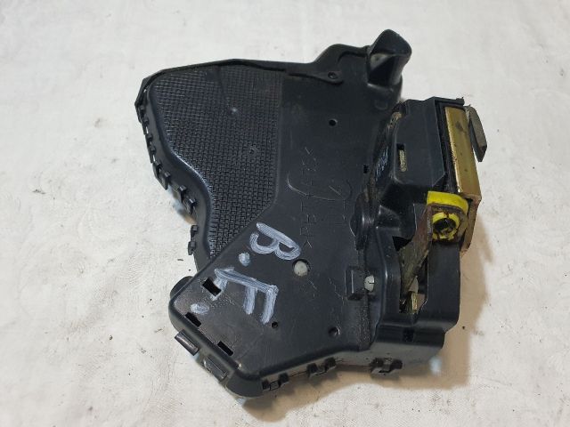 bontott TOYOTA AVENSIS T25 Bal első Ajtózár