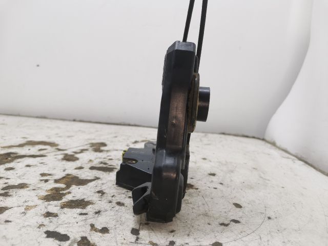 bontott TOYOTA AVENSIS T25 Bal első Ajtózár