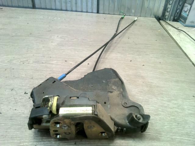 bontott TOYOTA AVENSIS T25 Bal első Ajtózár