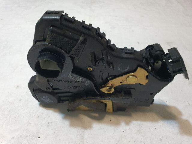 bontott TOYOTA AVENSIS T25 Bal első Ajtózár