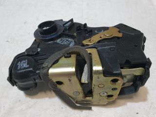 bontott TOYOTA AVENSIS T25 Bal első Ajtózár