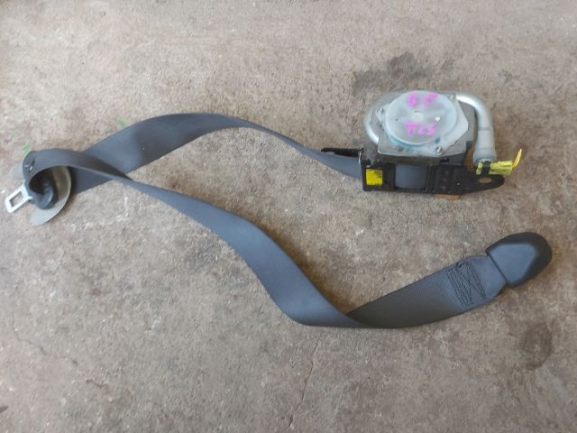 bontott TOYOTA AVENSIS T25 Bal első Biztonsági Öv