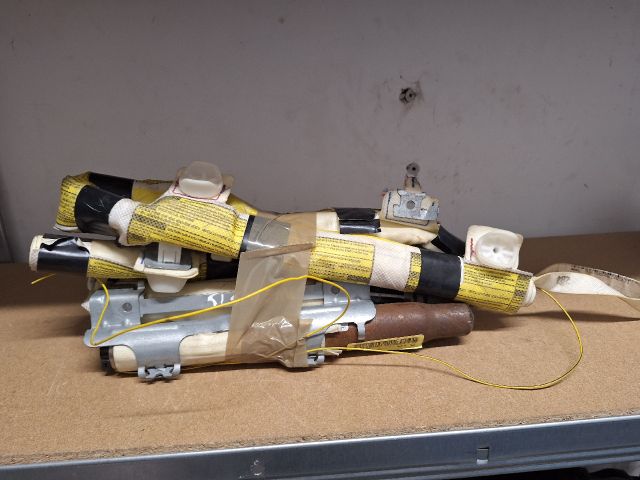 bontott TOYOTA AVENSIS T25 Bal első Függöny Légzsák