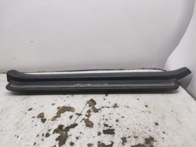 bontott TOYOTA AVENSIS T25 Bal első Küszöb Díszléc