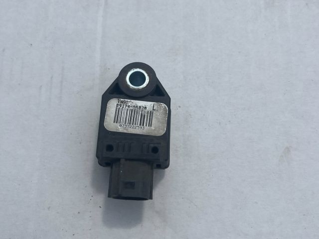 bontott TOYOTA AVENSIS T25 Bal első Oldal Ütközés Érzékelő