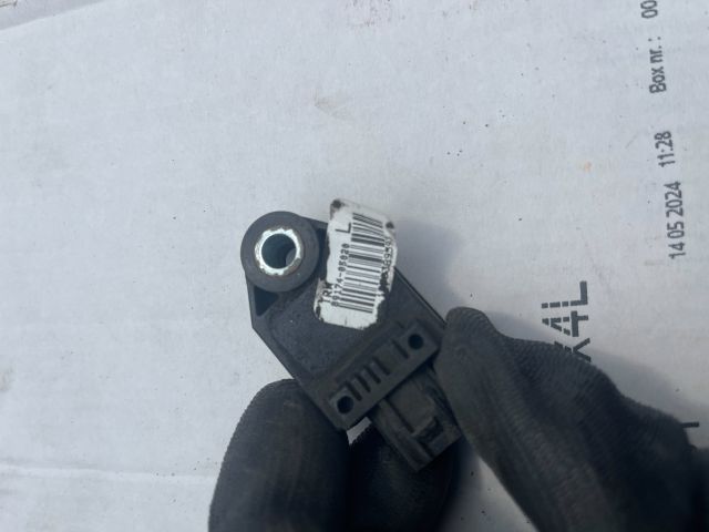 bontott TOYOTA AVENSIS T25 Bal első Oldal Ütközés Érzékelő