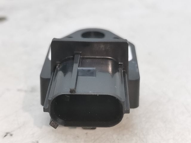 bontott TOYOTA AVENSIS T25 Bal első Oldal Ütközés Érzékelő