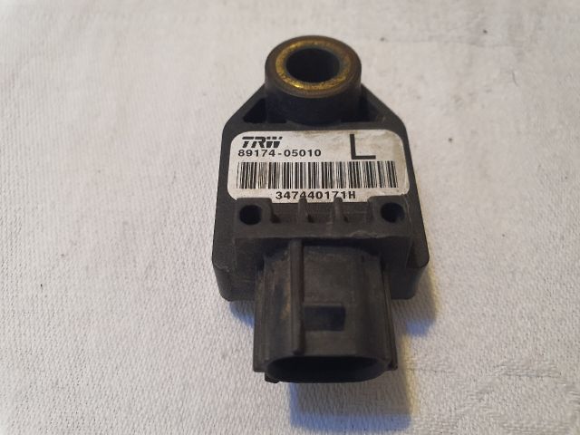 bontott TOYOTA AVENSIS T25 Bal első Oldal Ütközés Érzékelő